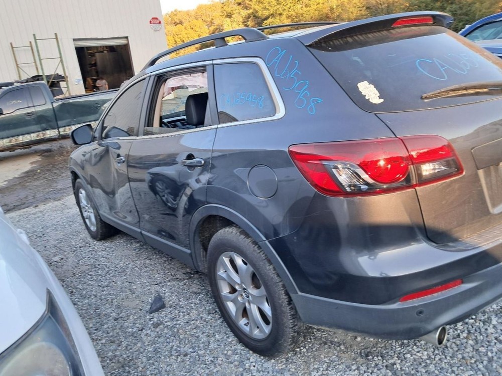 CX-9 2015 Glove Box 4863956