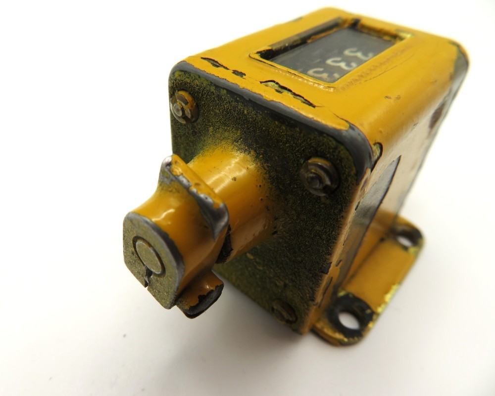 Vintage 4-Digit Veeder Root Counter