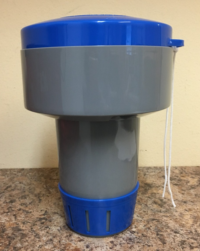 JED Pool Tools 10-447 4 lb. Large Capacity Floating Chlorinator