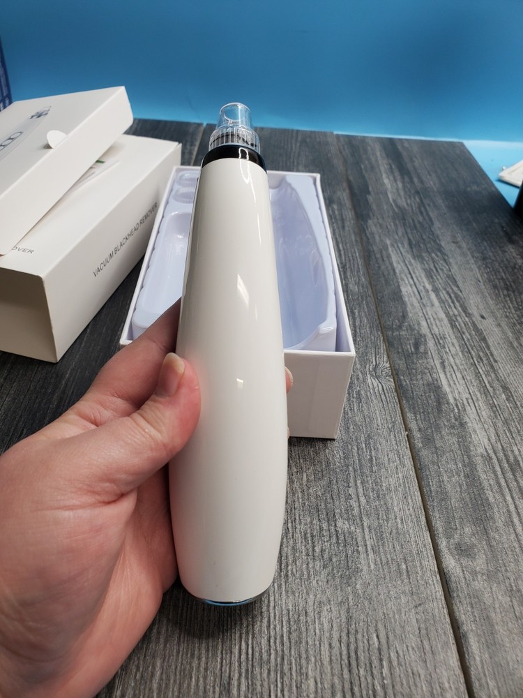 Vaccum Blackhead Remover