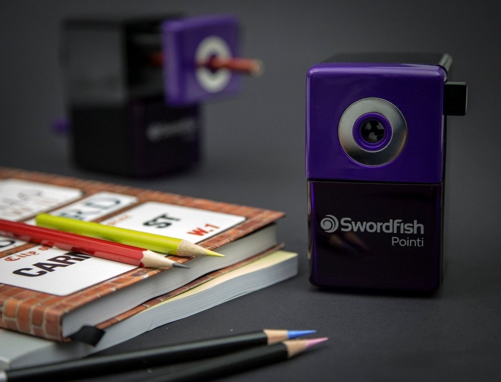 Swordfish 'Pointi' 8mm Desktop Manual Pencil Sharpener Ref: 40235 Pointi