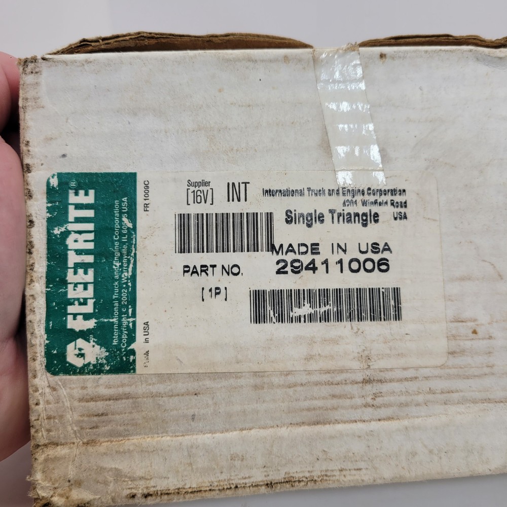 Fleetrite Roadside Emergency Reflective Triangle