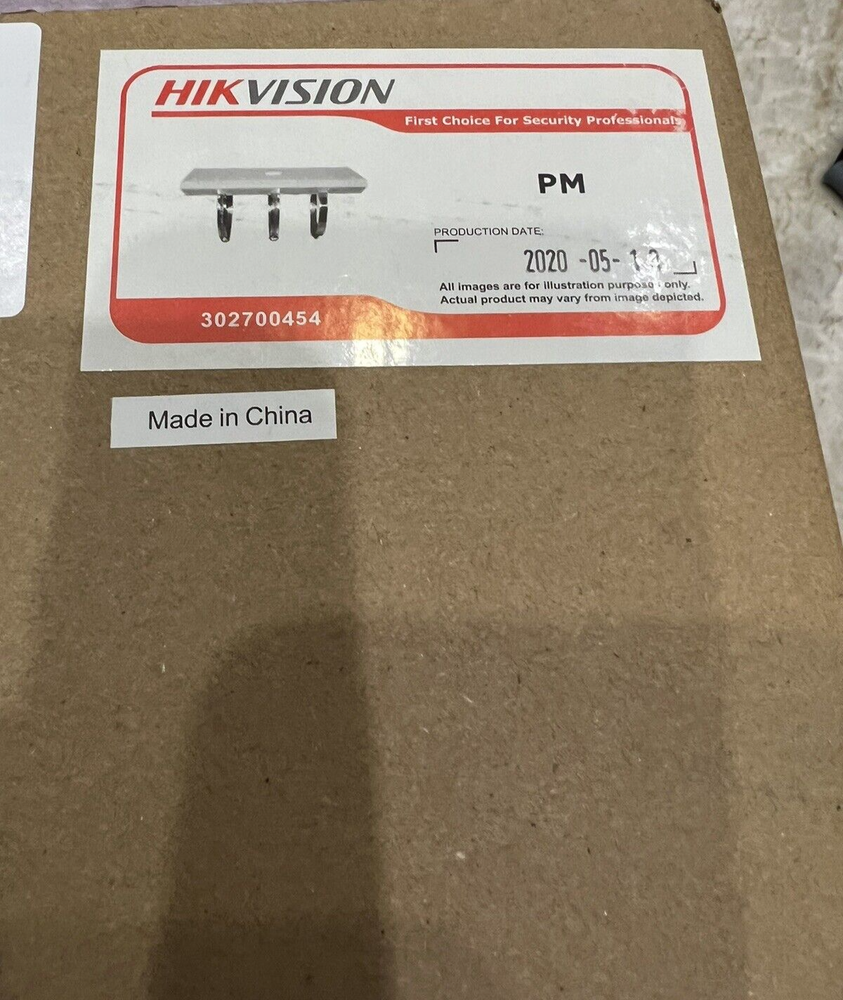 Hikvision PM Universal Camera Pole Mount Adapter, NEW