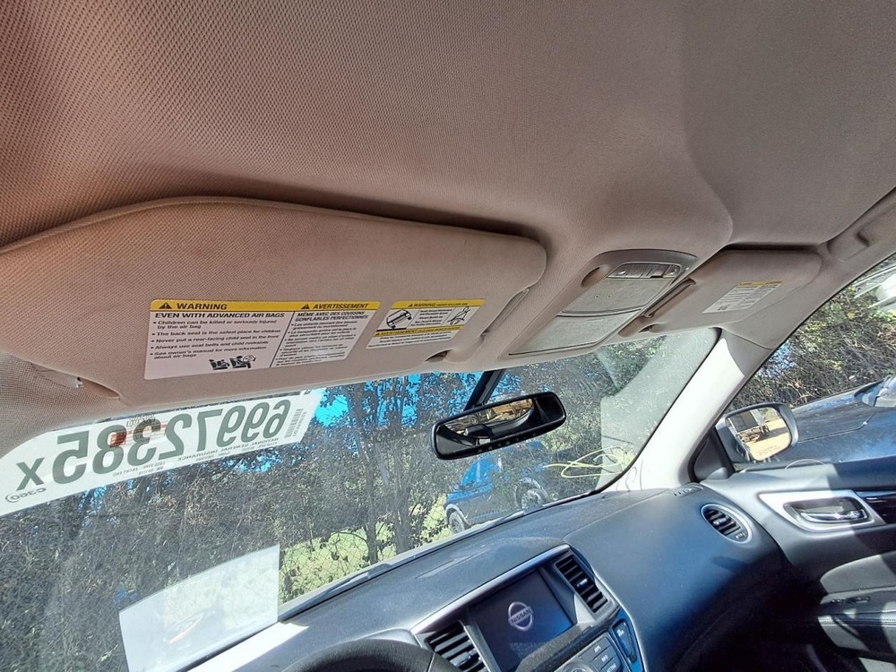 PATHFINDR 2018 Glove Box 4811591