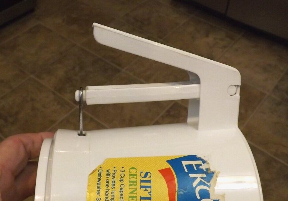 Ekco Flour Sifter