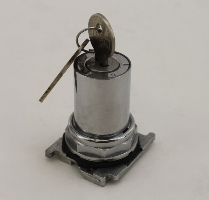 Hudson Key Operated Selector Switch with Two H661 Keys