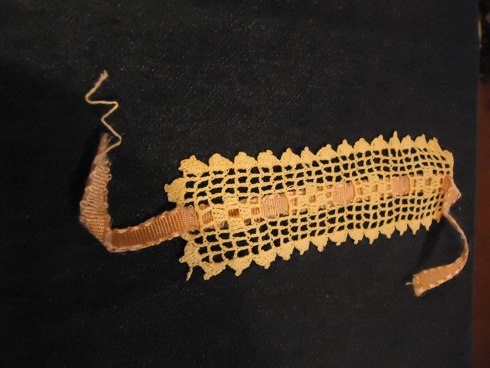 Vintage Hand Crocheted Book Mark