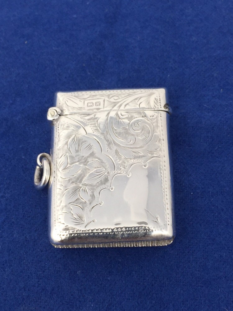 BRITISH STERLING CHESTER MATCH SAFE VESTA