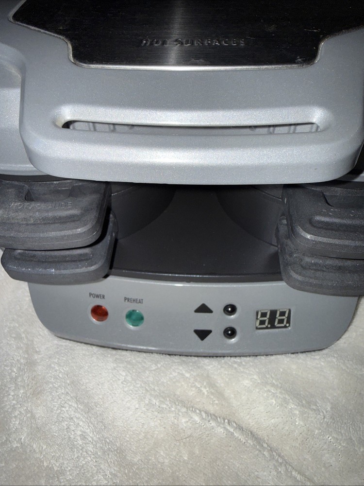 Hamilton Beach 25490 Dual Breakfast Sandwich Maker