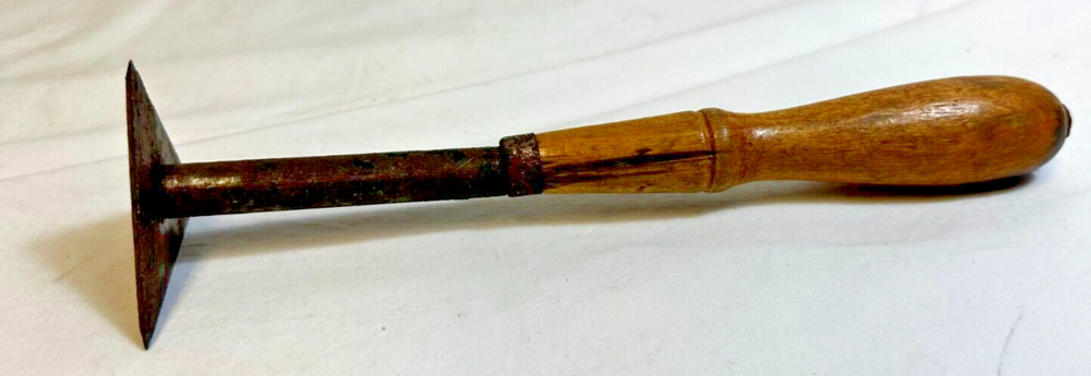 C S Osborne 272 Wood / Boat Scraper with Replaceable Triangular Blade t4