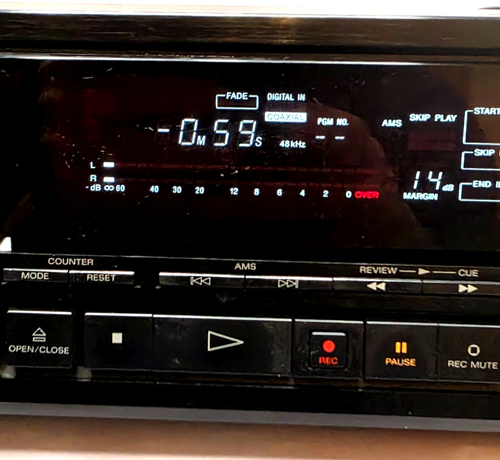 SONY DTC-700 Digital Audio Tape Deck