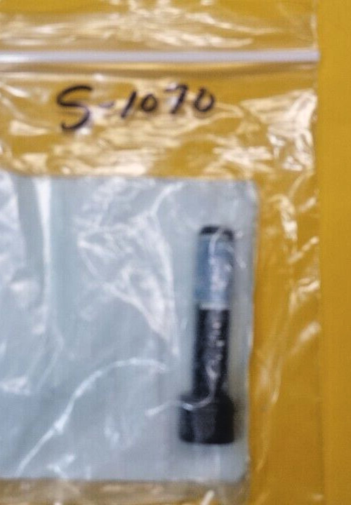 GM NOS Driveshaft Coupling Bolt 88894027 S-1070