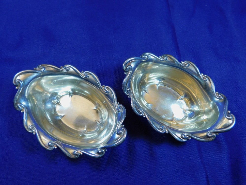 WHITING #6699 STERLING SILVER NUT DISH - VERY GOOD CONDITION J