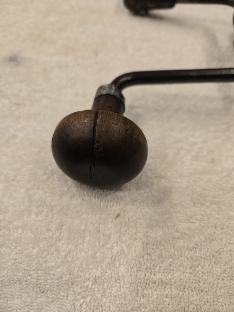 LOT OF THREE BIT BRACES