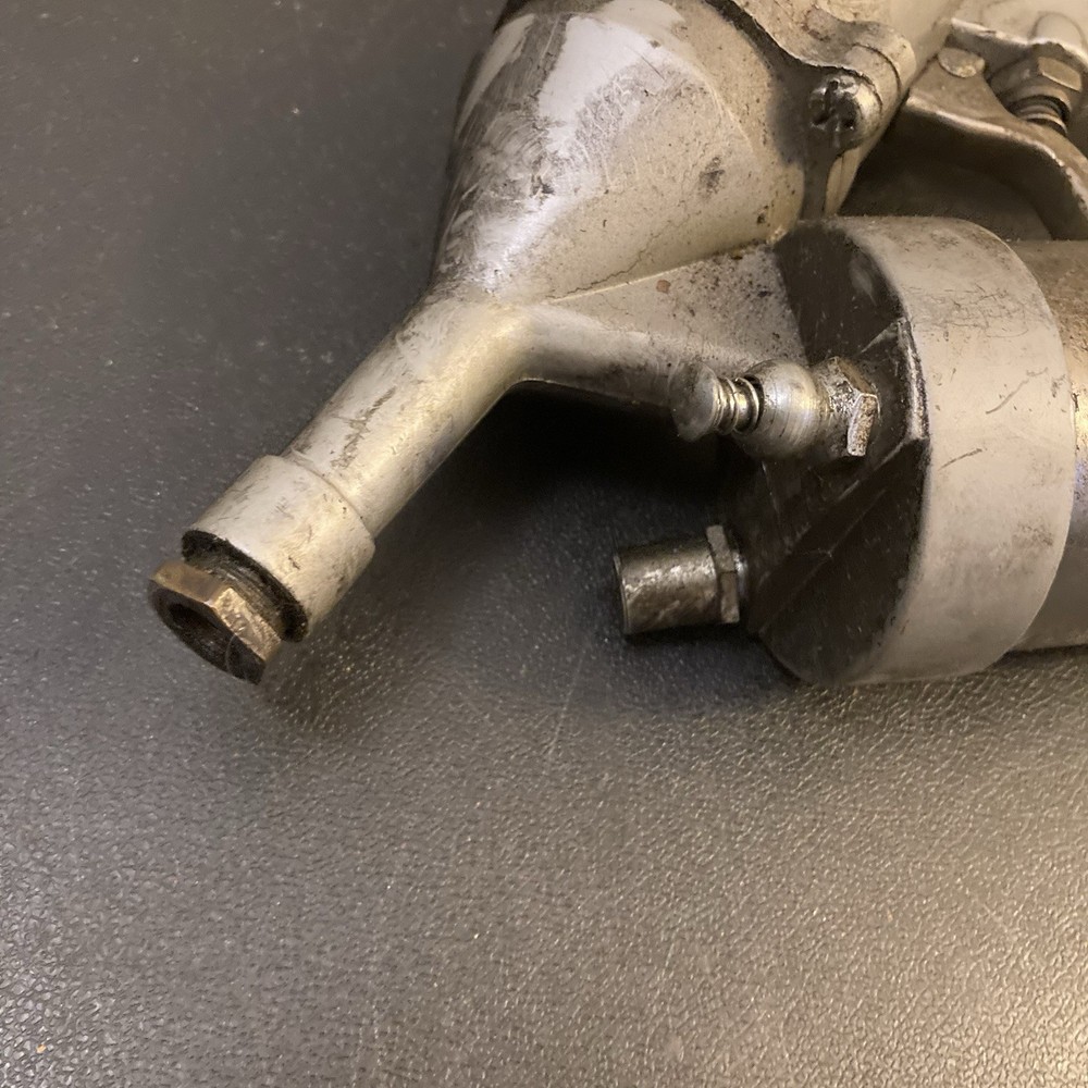 Central Pneumatic Air Grease Gun 219