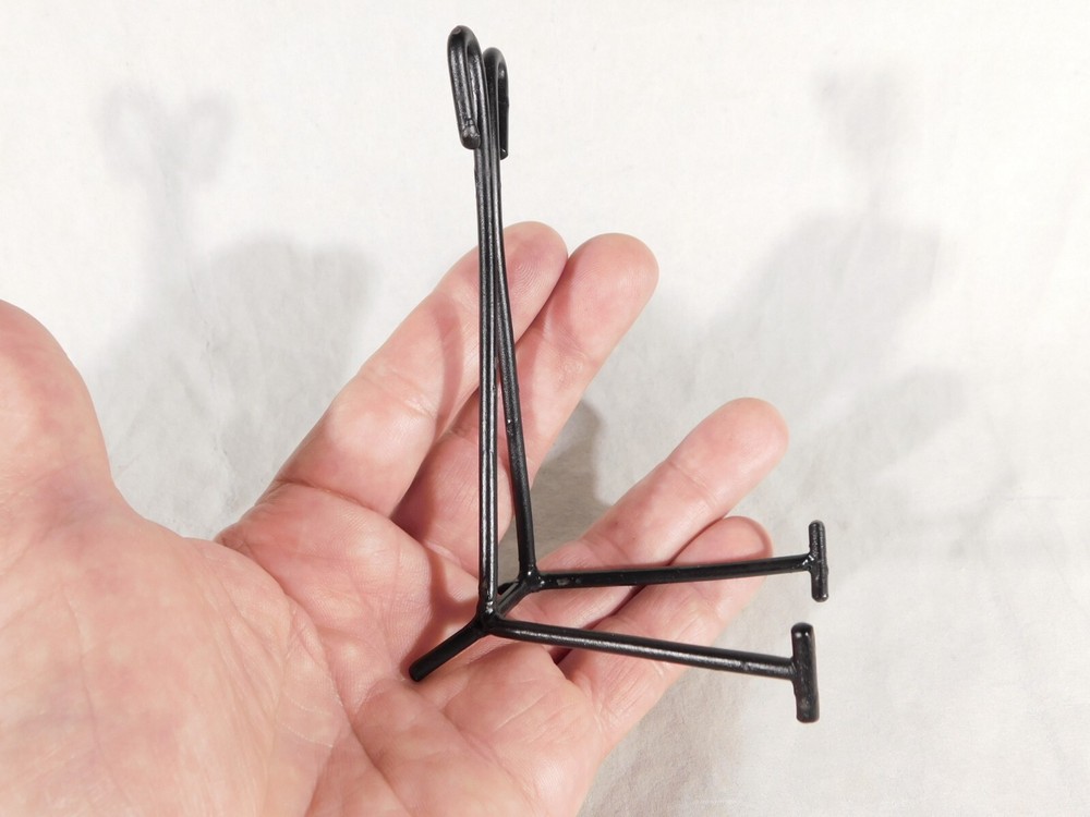 Easel Display Stand with Scroll Design! Black Iron Medium Size