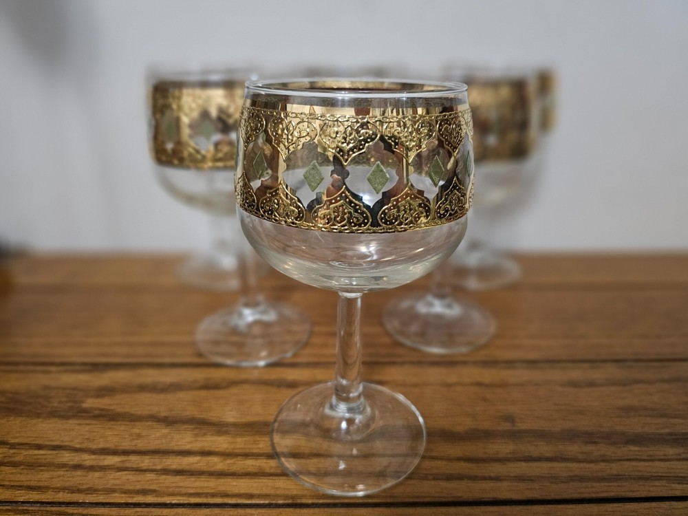 VINTAGE SET OF 6 ARCOROC STEMWARE GOBLETS(VELENCIA PATTERN)