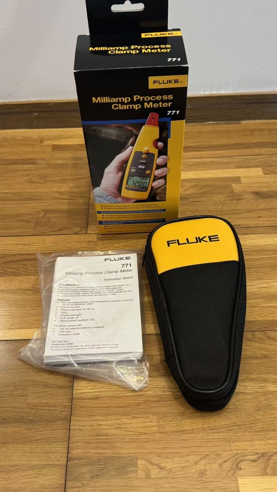 Fluke 771 Milliamp Process Clamp Multimeter