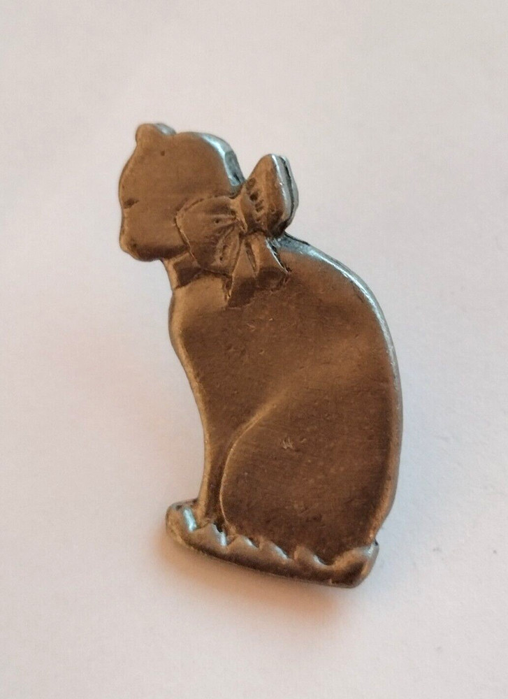 Silvertone Cat Bow Ribbon Collar Lapel Pin