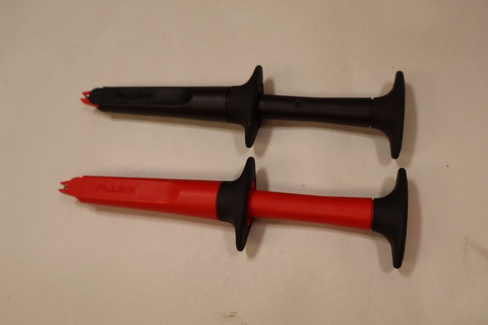 fluke 1000v alligator clamp probes