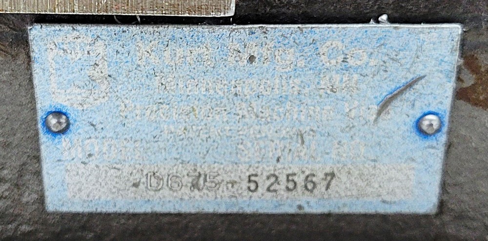 KURT 6" MACHINE VISE WITH HANDLE M/N: D675