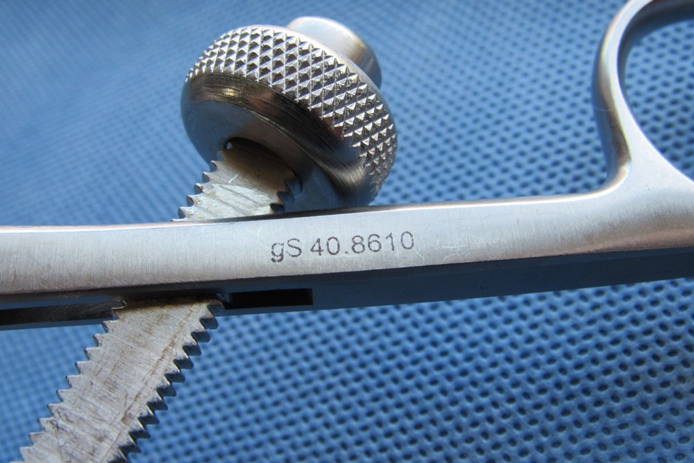 gSource Gelpi Deep 10.5" Retractor 90 deg. Angular 4" 1x1 Blunt Point Speedlock