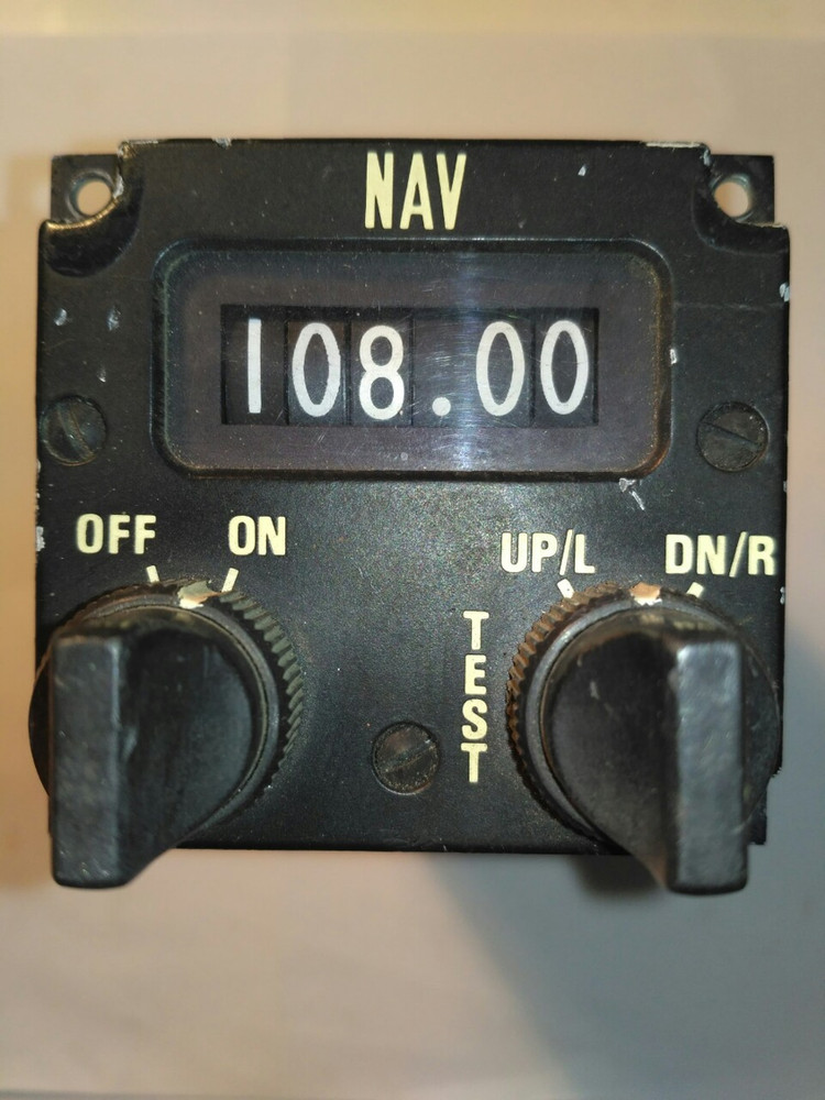 NAV BOX P/N 500-2000-007 AEROSPATIALE ELECTRONIQUE BCC BOX  500 NAV CONTROL HEAD