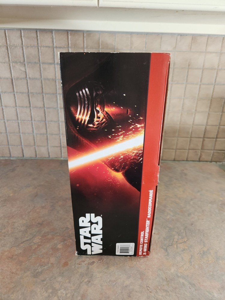 STAR WARS REMOTE CONTROL AIR HOGS X-Wing Fighter. New Sealed