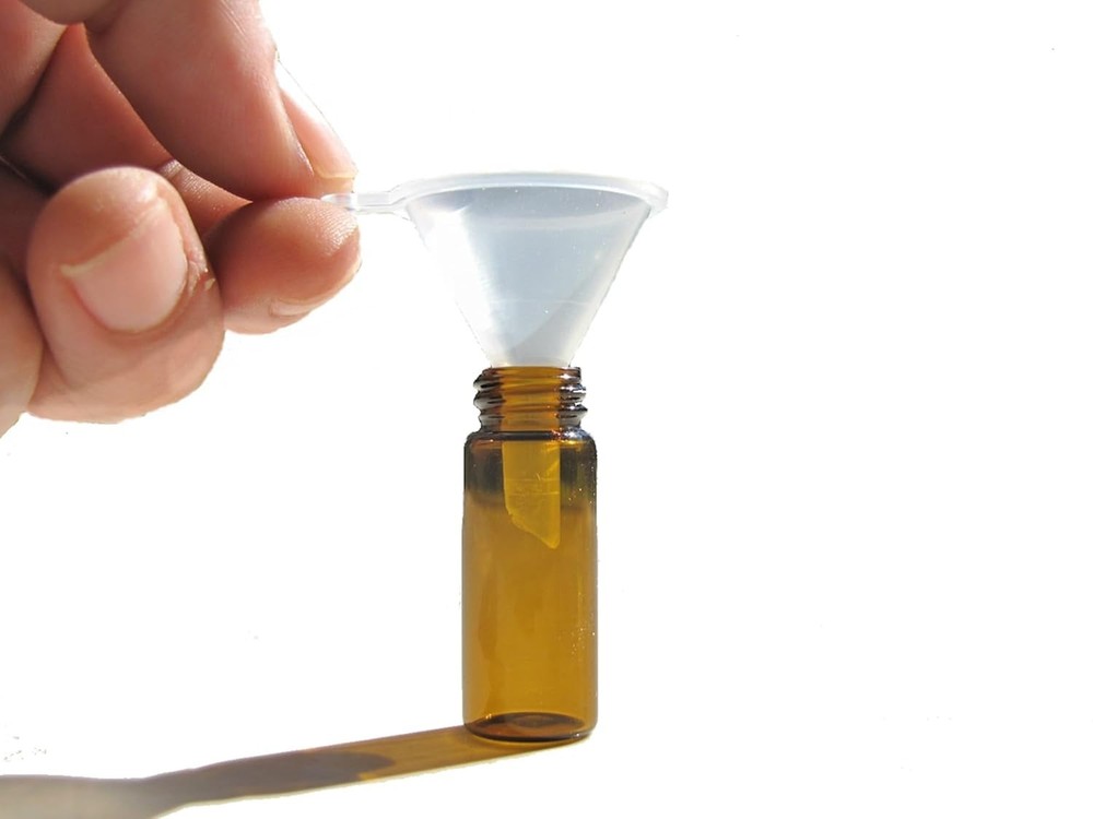 Multi-Use Mini Funnel Set for Spices, Perfumes, and Oils - 5 Plastic Funnels
