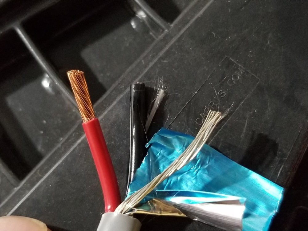 Carol E2062S 12/2C Shielded Audio/Communications/Security Cable Riser Gray /50ft