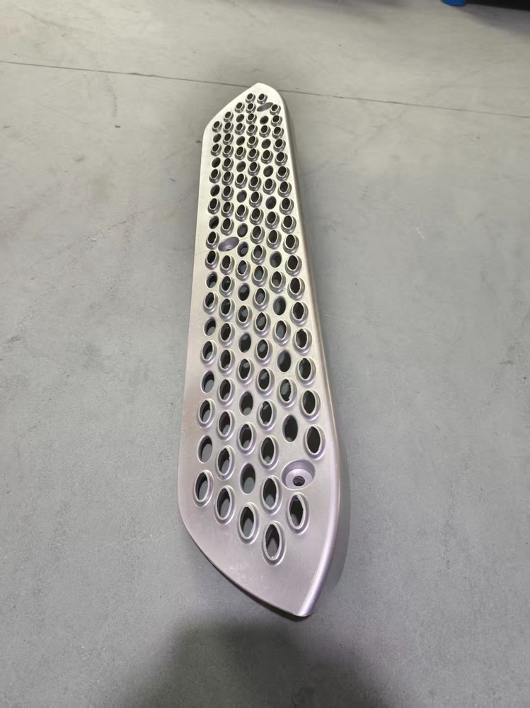 Front Fairing Lower Aluminum Step Peterbilt 579 2023+