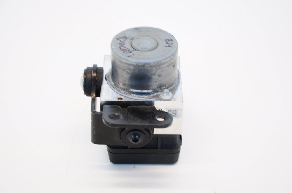 2015 DUCATI HYPERSTRADA 821 ABS PUMP 54240332B