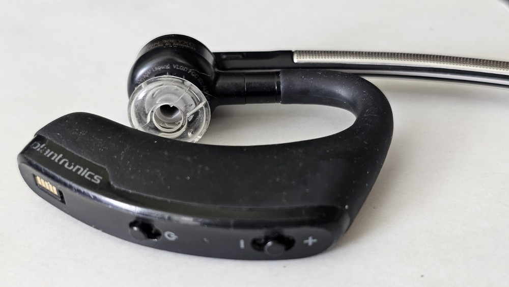 Plantronics Voyager Legend Wireless Noise Cancelling Bluetooth Headset