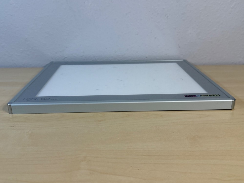ARTOGRAPH LightPad A930 Tracing Table Model 225-930 Drawing Light Box & Bag