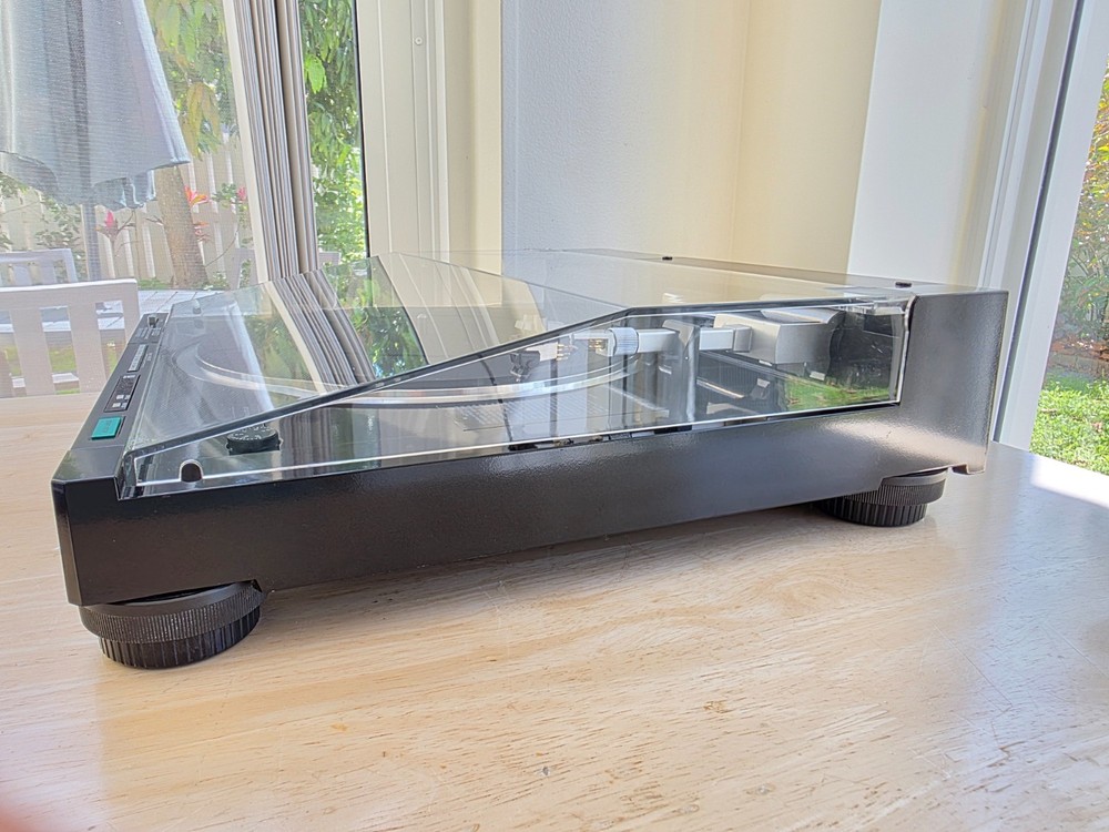 Sony PS-X800 Linear Biotracer Turntable - Beautiful!