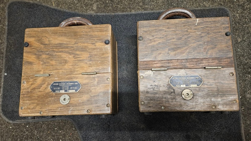 2 X ANTIQUE ELECTRICAL INSTRUMENT VOLTMETER AMMETER WESTON ELECTRONICS