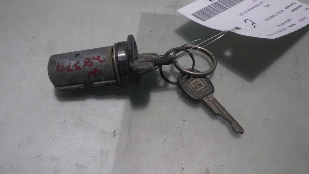 91 CHEVROLET 2500 PICKUP Ignition W/Key