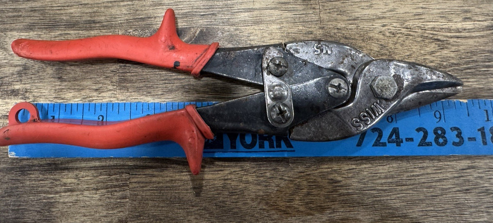 2 Wiss Tin Snips