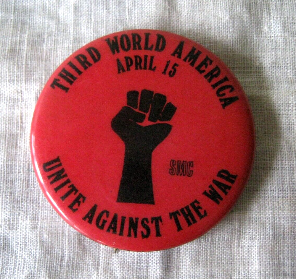 VINTAGE VIETNAM WAR PEACE PROTEST PINBACK BUTTON COLLECTION