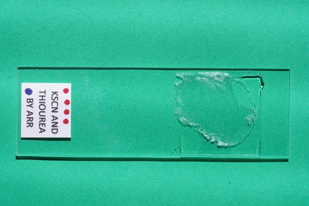 Microscope slide for polarization, Thiourea and Potassium Thiocyanate