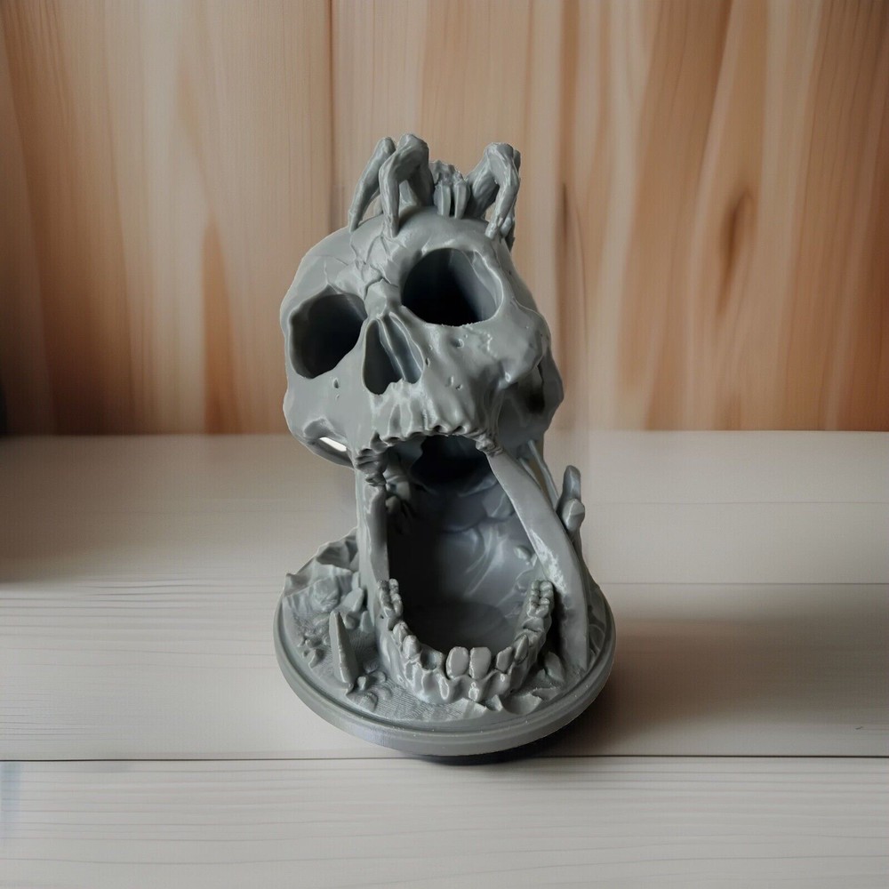 Dungeon & Dragons Roll Play Medieval Skull Dice Tower with Tarantula