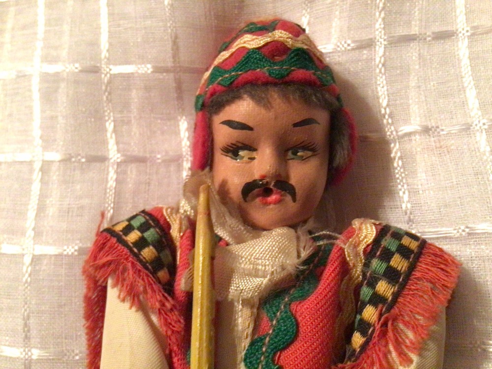 FOLK ART PERUVIAN PIPER DOLL
