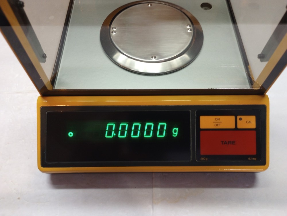 SARTORIUS 1702 ANALYTICAL LAB BALANCE