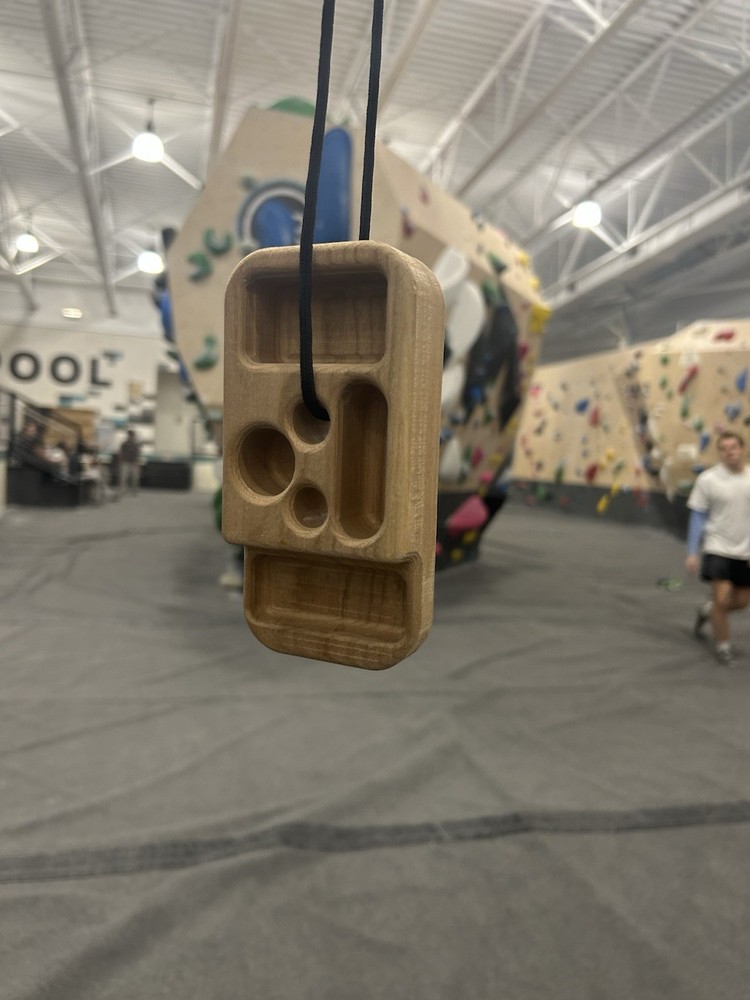 BARK Portable Hangboard