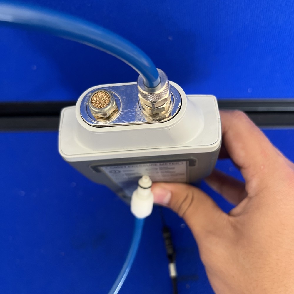 COMARK C9557 PRESSURE METER Works