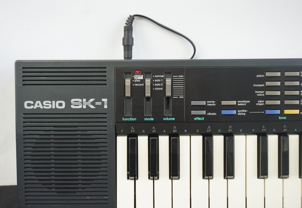 Casio SK-1 Portable Sampling Keyboard Vintage Lofi Polyphonic Sampler