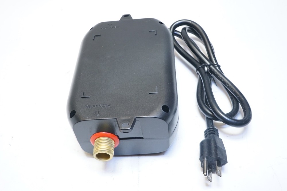 New Tankless Water Heater 110V 3000W Electric On Demand Hot Water 0.04-1.2 MPa