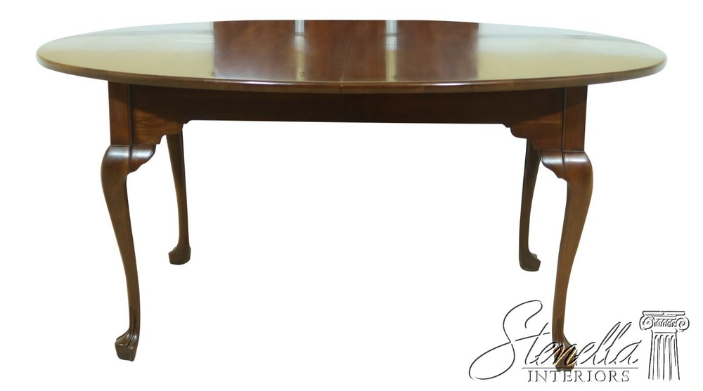 LF53946EC: STATTON Old Towne Cherry Oval Dining Room Table