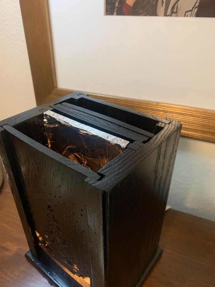 HANDCRAFTED SEASONAL BLACK PAINTED TABLE NIGHT LIGHT