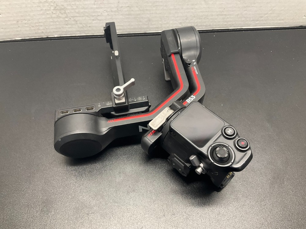 DJI Ronin RS3 Gimbal Stabilizer Black **Read